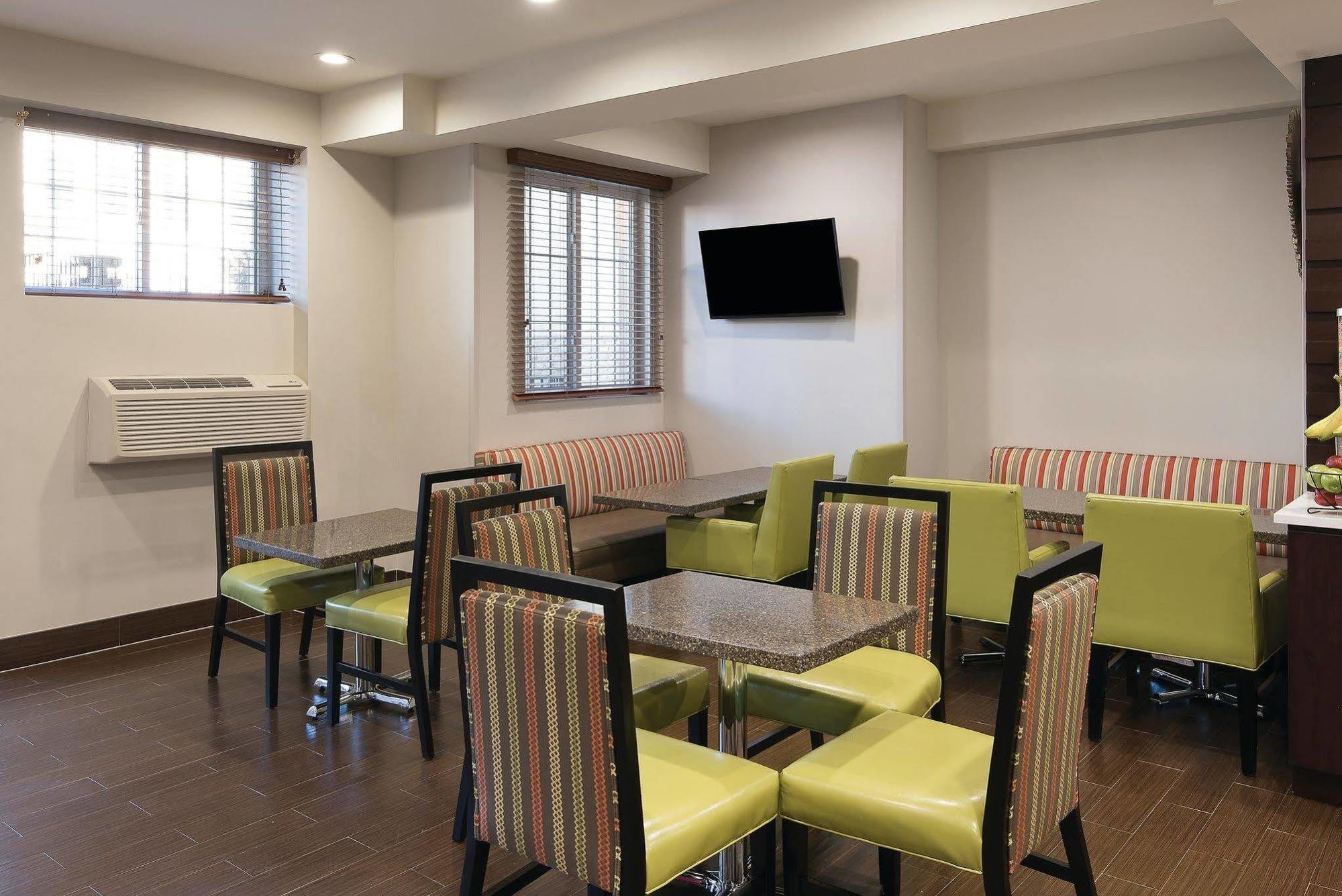La Quinta By Wyndham Brooklyn East Hotel New York Eksteriør billede