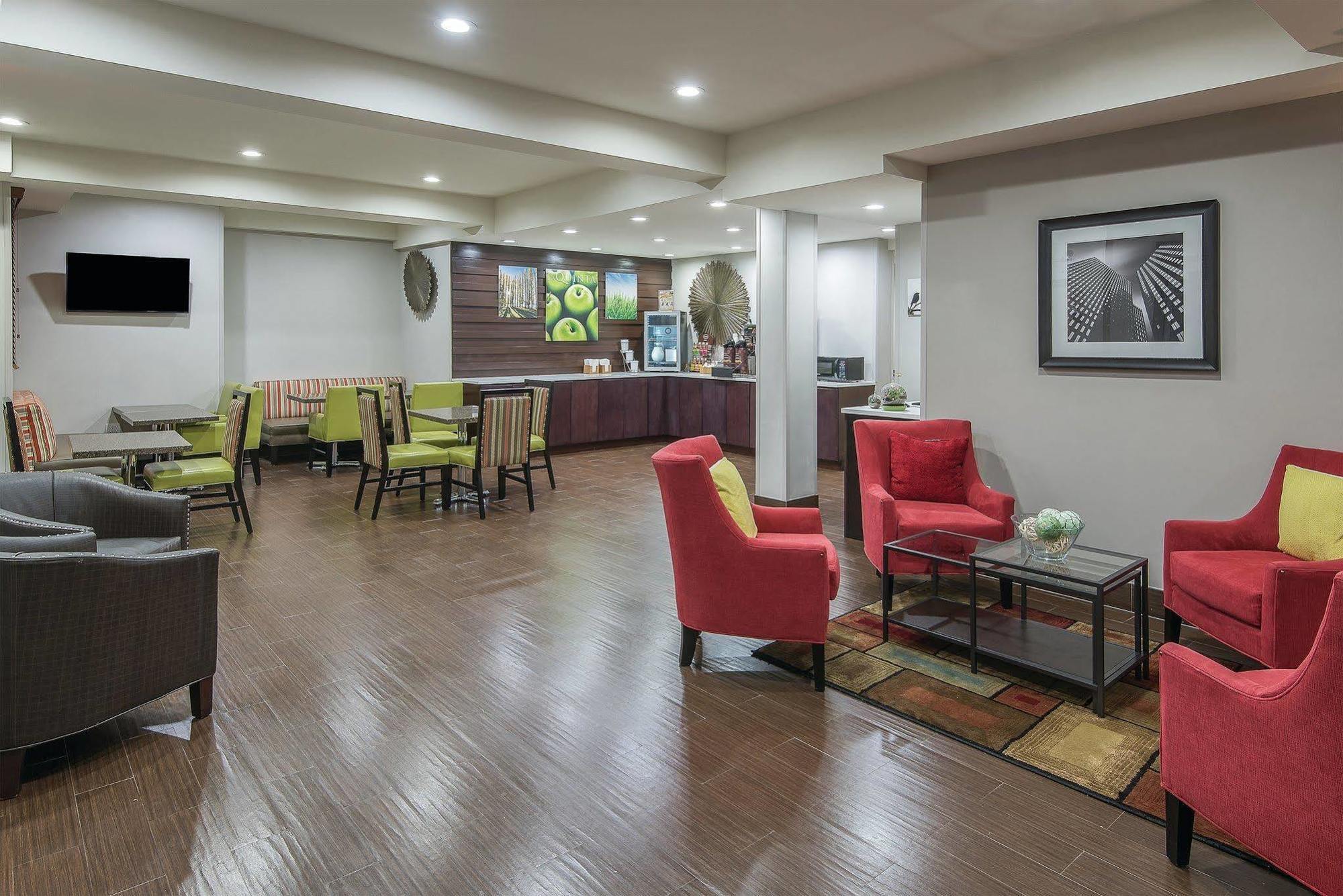La Quinta By Wyndham Brooklyn East Hotel New York Eksteriør billede