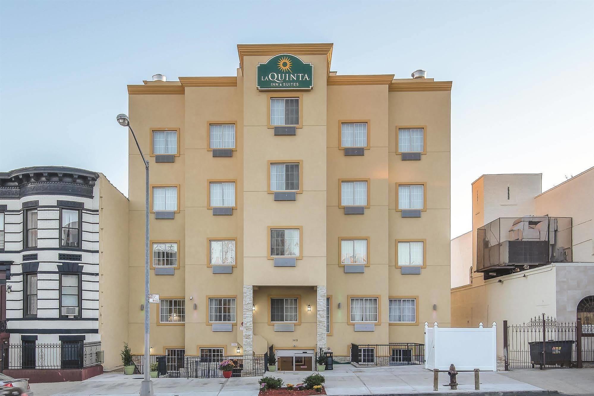 La Quinta By Wyndham Brooklyn East Hotel New York Eksteriør billede