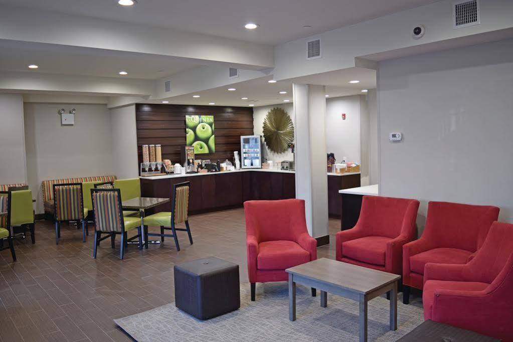 La Quinta By Wyndham Brooklyn East Hotel New York Eksteriør billede